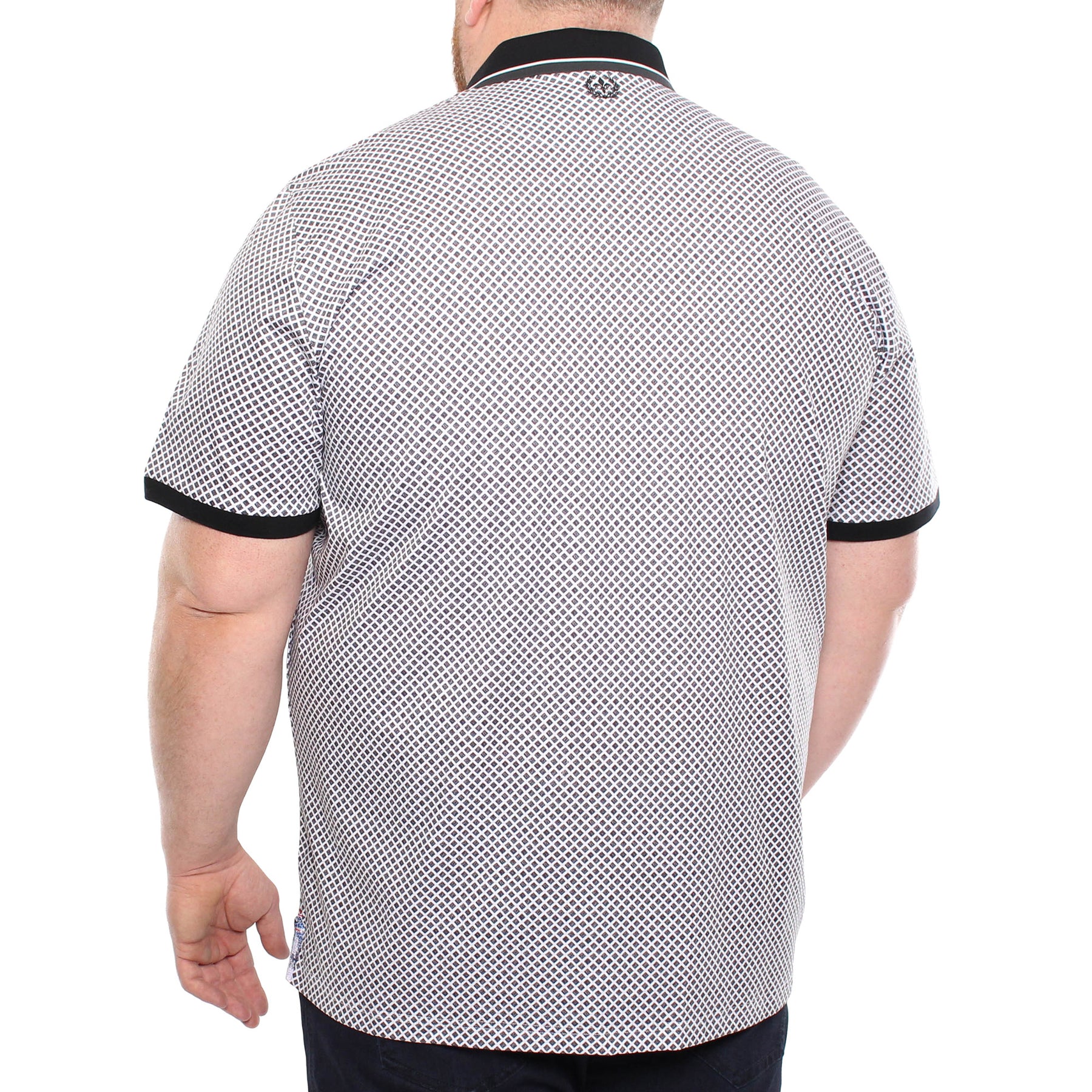 Polo, motif géométrique