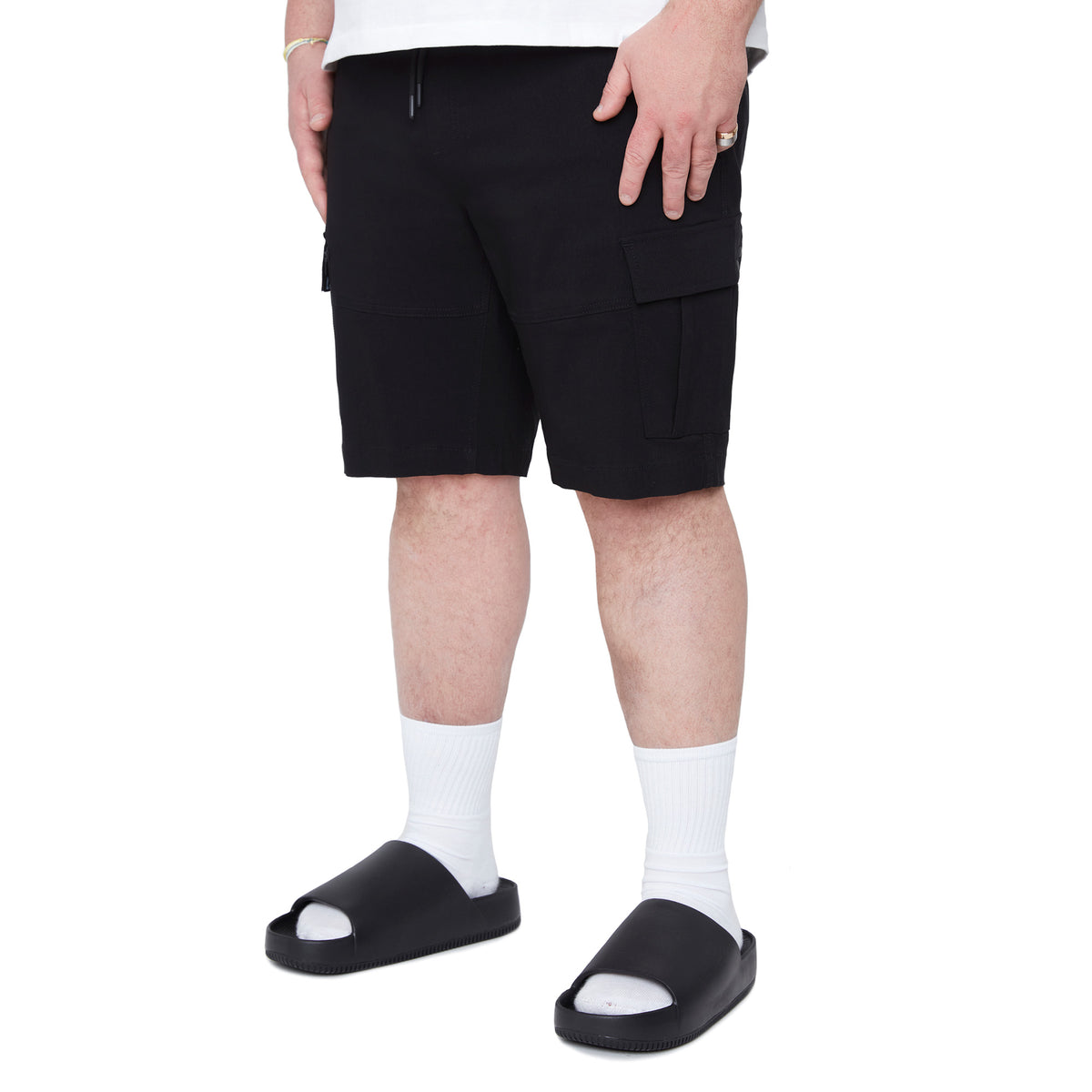 Short cargo
