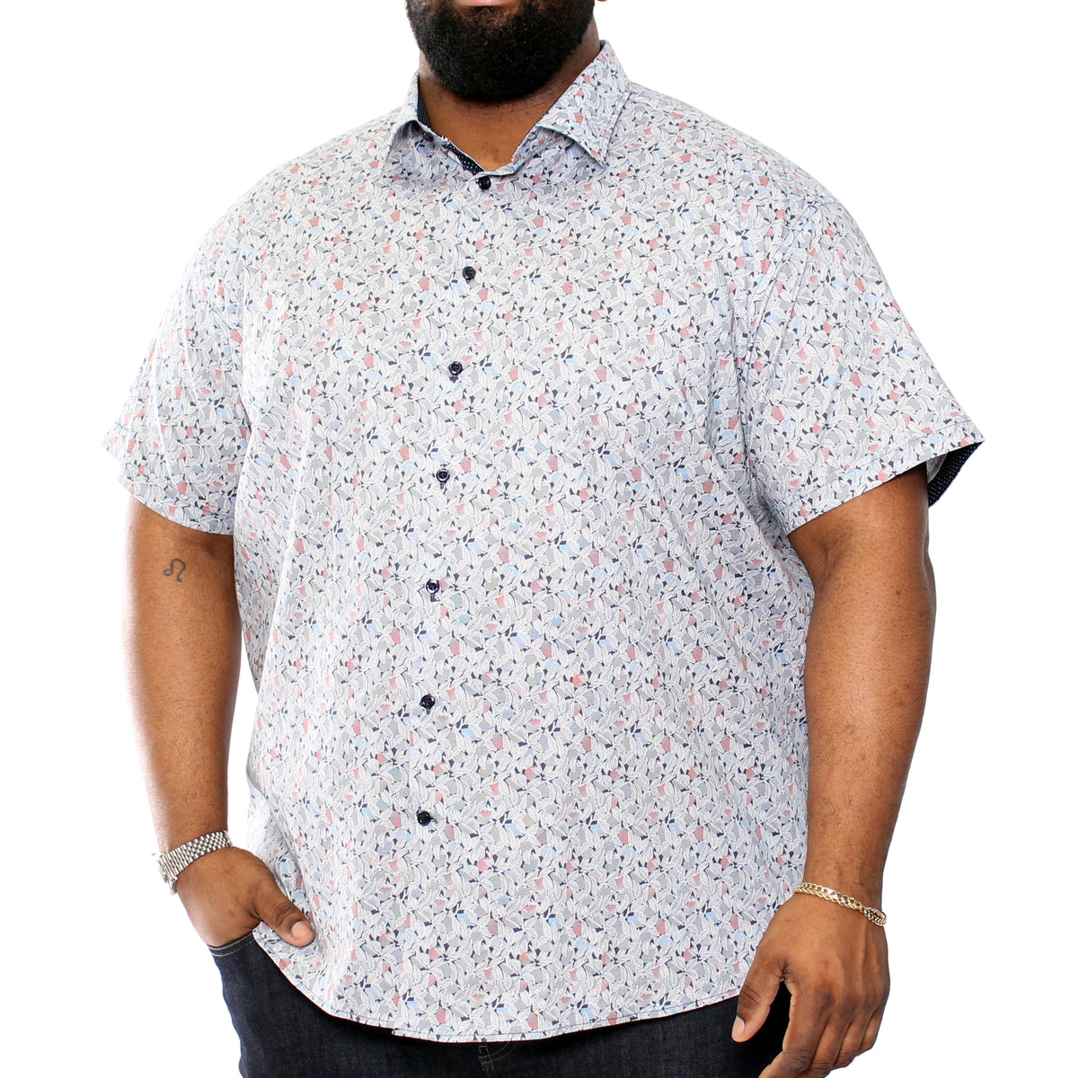 Chemise, motif de feuilles